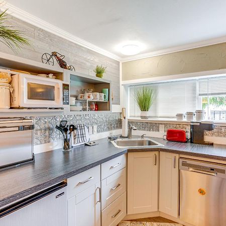 Charming Updated Retreat Walk To Lake Stevens! المظهر الخارجي الصورة