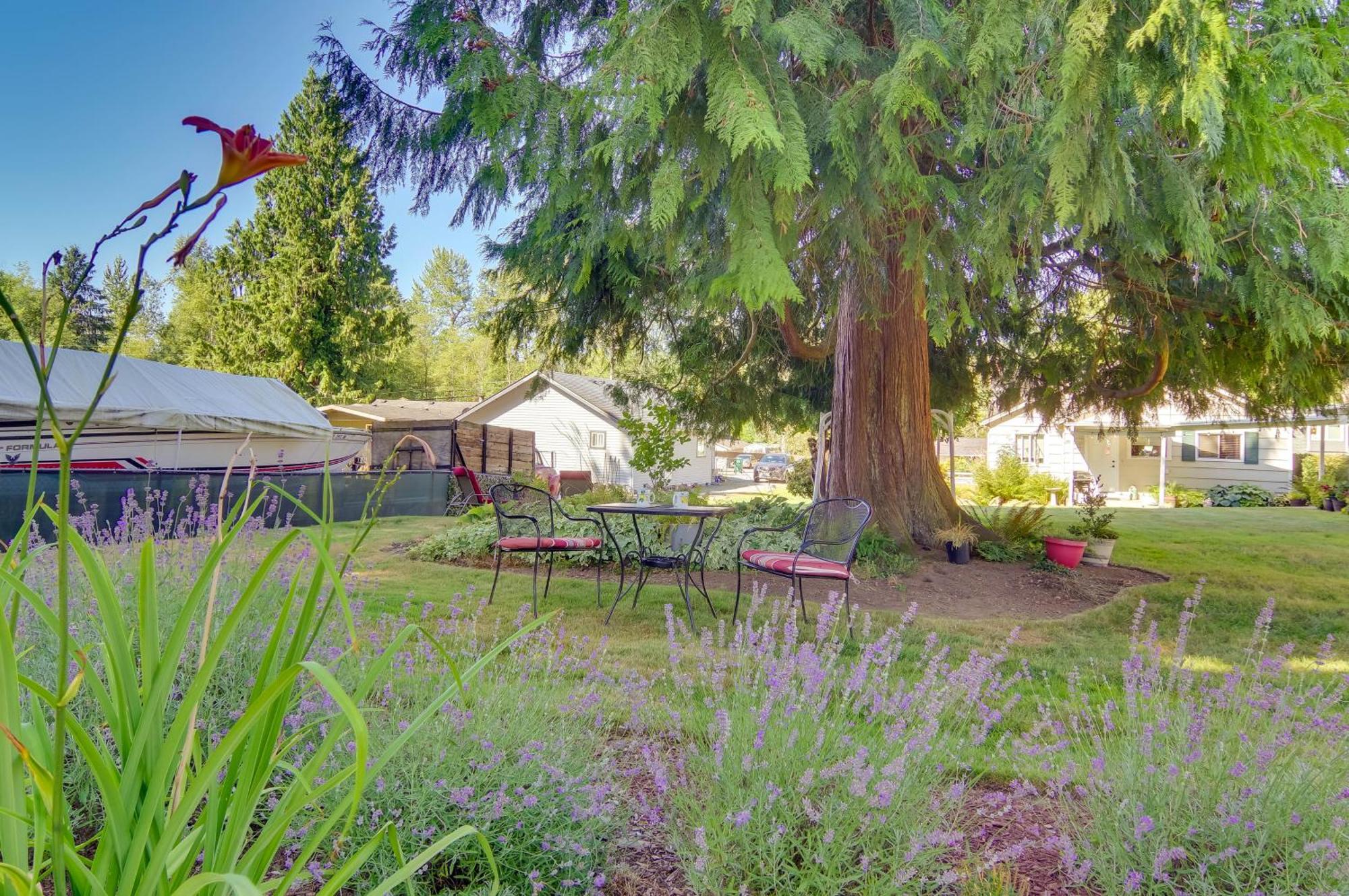 Charming Updated Retreat Walk To Lake Stevens! المظهر الخارجي الصورة